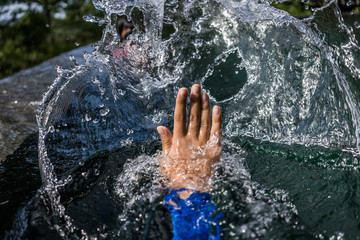 Fototapeta premium Making a big splash