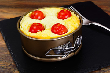 Kish with Ricotta, Cherry Tomatoes and Mint