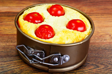 Kish with Ricotta, Cherry Tomatoes and Mint