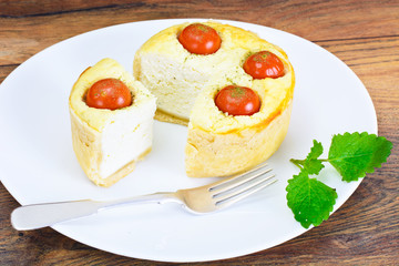 Kish with Ricotta, Cherry Tomatoes and Mint