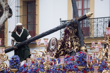 Paso de misterio de la hermandad de la esperanza de Triana, semana santa de Sevilla