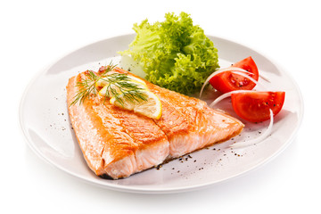 Grilled salmon steak and vegetables