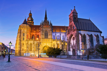 Fototapeta na wymiar St. Michael chapel and St. Elisabeth cathedral in the main square of Kosice city in eastern Slovakia.