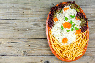 Chicken in gorgonzola sauce beautifully decorated
