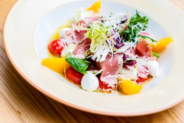 salad with duck