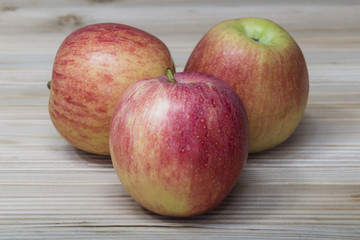 apples