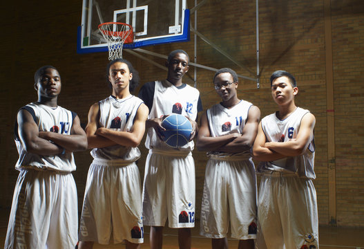 Portrait of basketball team