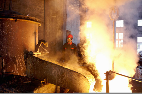 Working in cast iron foundry