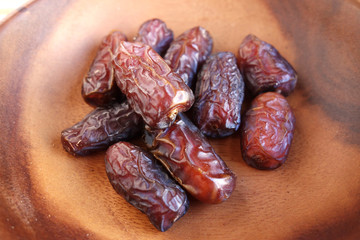 sun dried dates