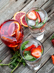 Strawberry mint cocktails