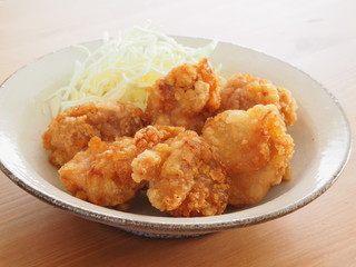 鶏のから揚げ