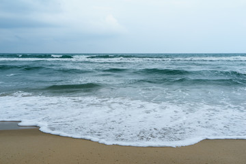 Fototapeta na wymiar wave in the sea