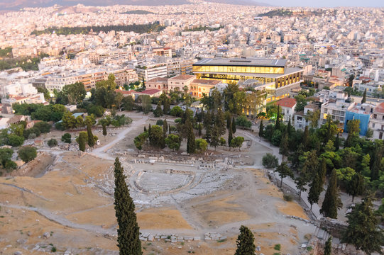 New Acropolis Museum Illuminated