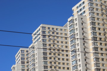 Fototapeta na wymiar современная городская застройка из многоэтажных домов