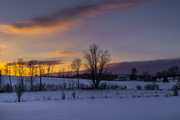 Fototapeta na wymiar scenic rural winter sunset