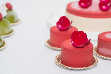 Tray with delicious cakes 