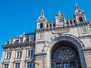 Fototapeta premium Front of Antwerp train station