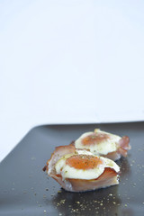 eggs in ham cups