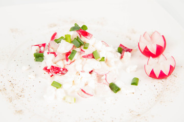 Cottage cheese with radish and chives
