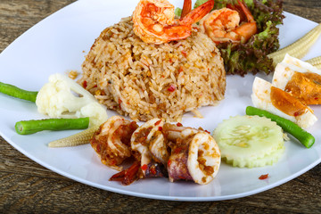 Fried rice with seafood
