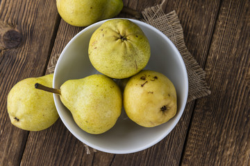 Some fresh Pears