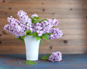 Garten Flieder in der Vase