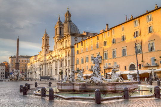 Piazza Navona in the early morning light