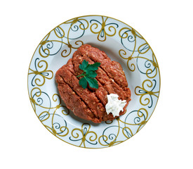  minced raw lamb or beef mixed
