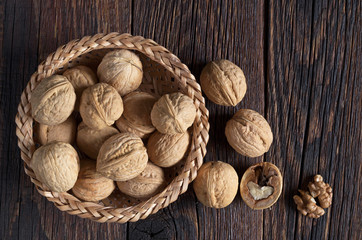 Walnut and kernels