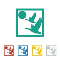 Fowl Farm Animal Icon Logo Vector