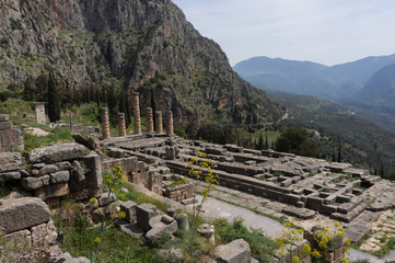 Fototapeta na wymiar Temple d'Apollon, Delphes, Grèce, Europe