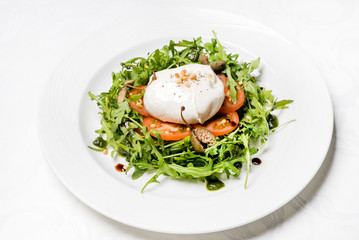  salad with poached egg
