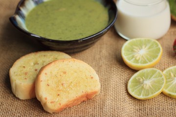 spinach soup with breakfast