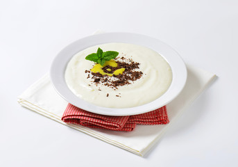 Semolina porridge with grated chocolate and lemon curd