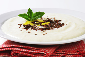 Semolina porridge with grated chocolate and lemon curd