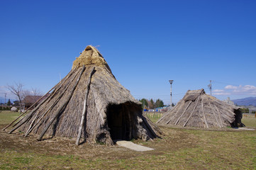 竪穴式住居（平出遺跡）