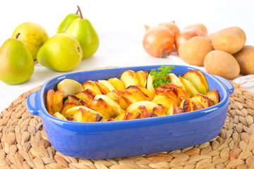 Kartoffel- Birnen- Auflauf