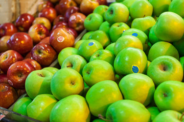 Countertop with apples at the farmers market