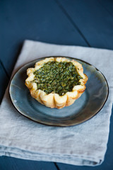 Mini spinach tart