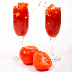 Tasty tomato juice and tomato's.