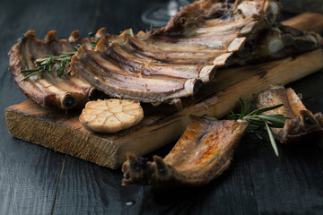 Grilled ribs and a glass of wine