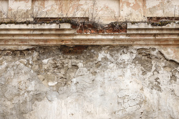 Obraz premium old plaster brick wall with cornice