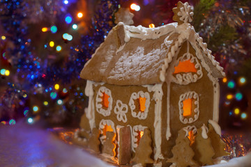 gingerbread house on the Christmas tree