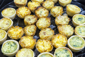 baking mini bite size quiche appetizers