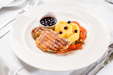 chicken breast with vegetables