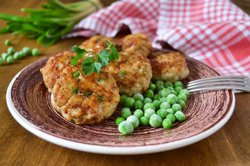 meatballs with green peas, rustic style