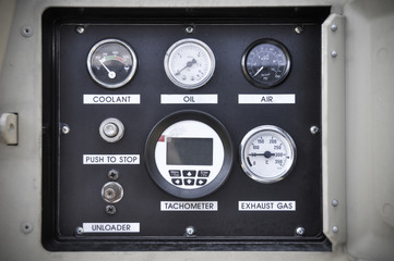 Pressure gauge for measuring pressure in the system, Oil and gas process used pressure gauge to monitor pressure condition inside the system