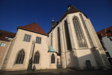 Fototapeta na wymiar Braunschweig, Brüdernkirche mit Bugenhagendenkmal