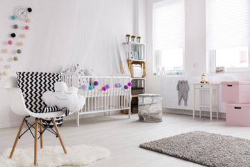 Modern vibe in a baby room