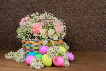 Fototapeta na wymiar Easter eggs on a flowering tree branch